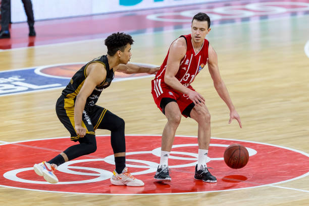 并完成关键 并完成关键