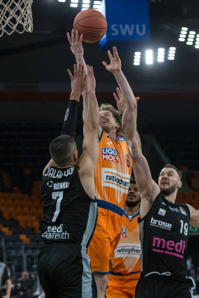 众人热议的 众人热议的